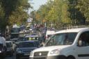 Prin trafic…