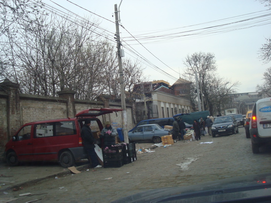 Piata de flori Cosbuc 1