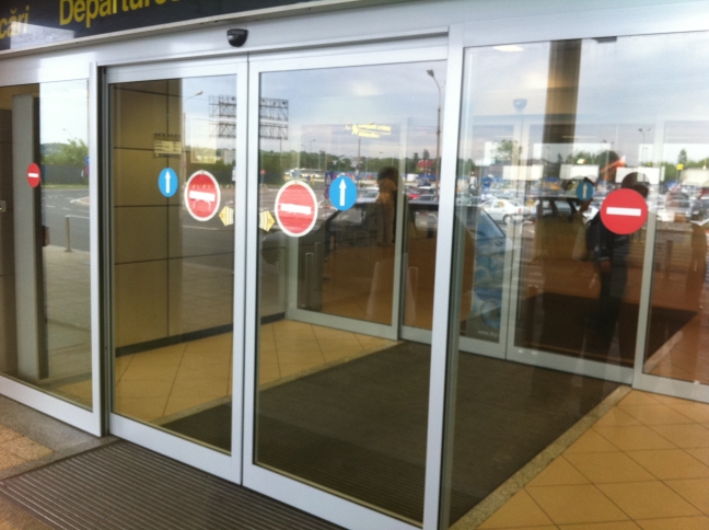 Semnalizare usi automate Otopeni